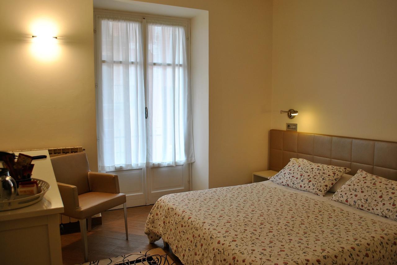 Hotel Residence Baiadelsole Лаїгуелья Екстер'єр фото
